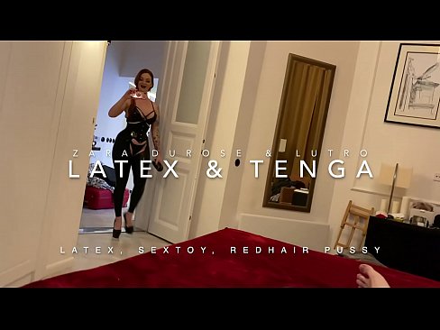 ❤️ ʻO ke kaikunāne ʻulaʻula i ka lole latex i hoʻopaʻa ʻia e ke kaikunāne Sex video ia makou ❌