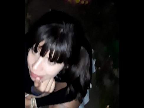❤️ Ma ke alanui, ua pehu ka penis no ka lole Sex video ia makou ❌